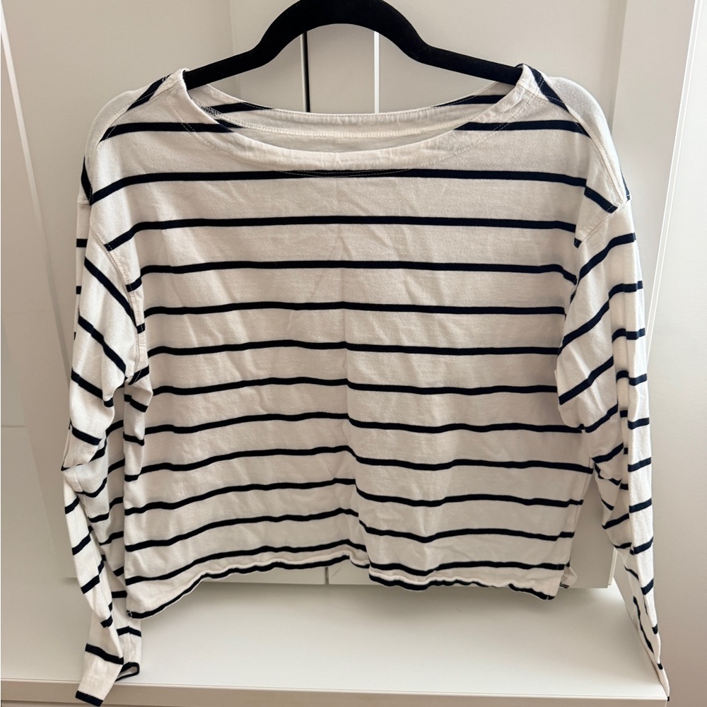 Old Navy White Long-Sleeve Striped Boatneck Top with Black Stripes